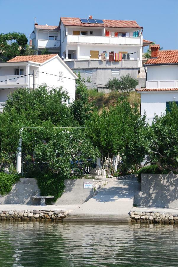 Kampor Apartments Kültér fotó