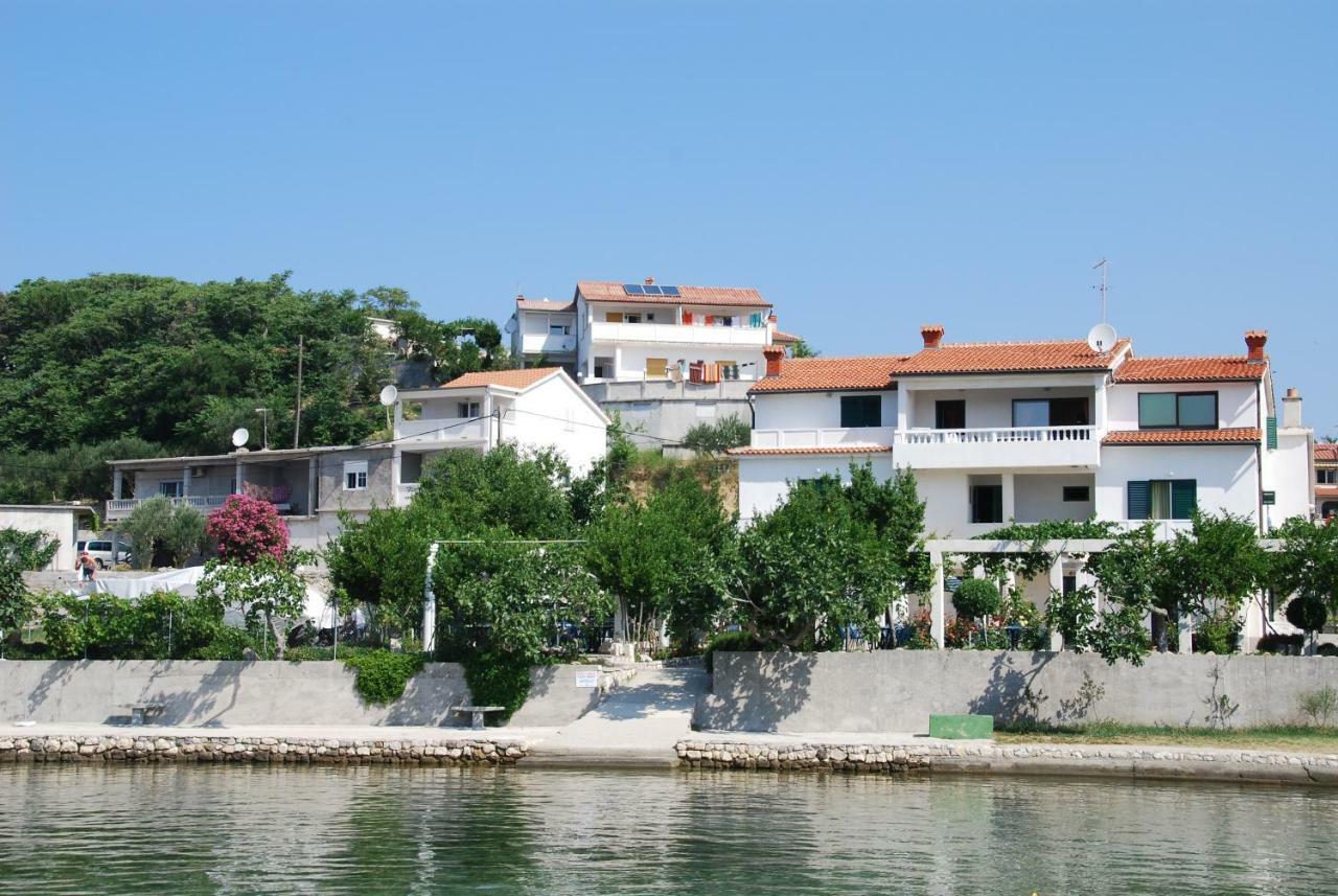 Kampor Apartments Kültér fotó