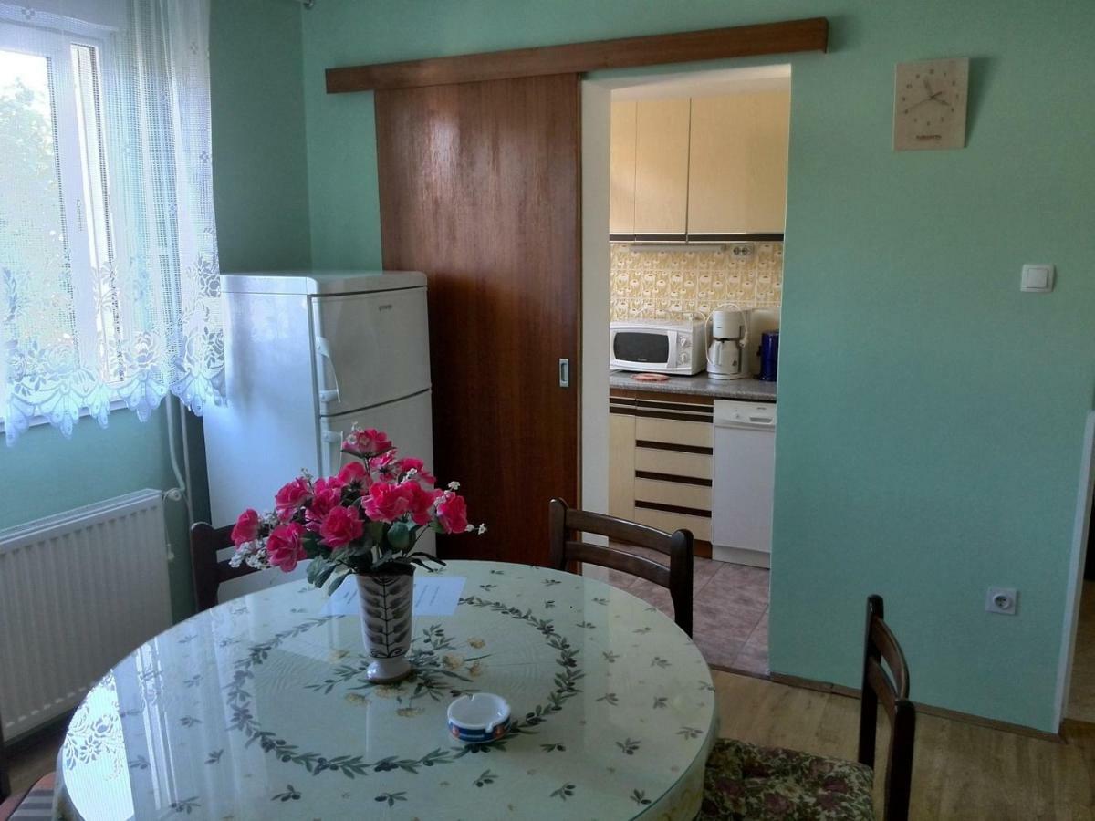 Kampor Apartments Kültér fotó